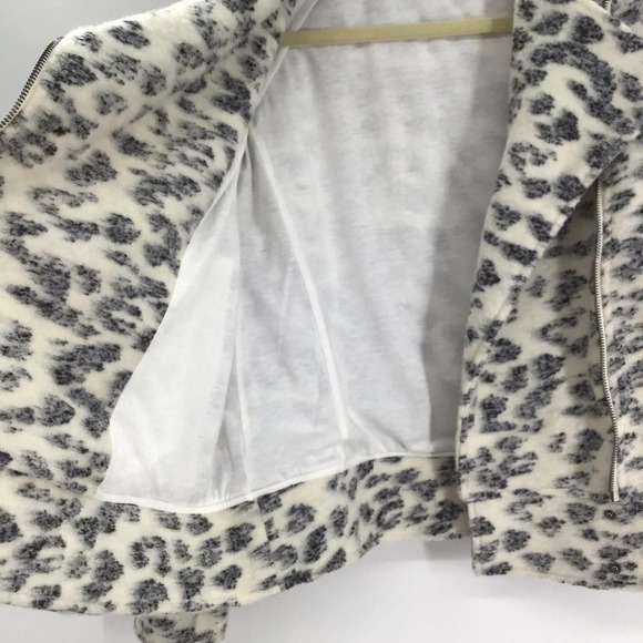 Cupcakes & Cashmere Braken Printed Full Zip Casual Moto Jacket/Shacket Size S - Picture 8 of 10